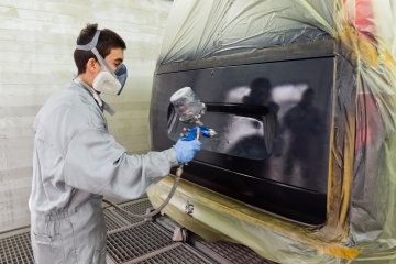 Manuelle Fahrzeuglackierung