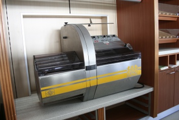 Brotschneidemaschine